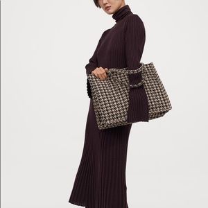 H&M Houndstooth tote bag